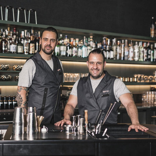 How to Choose the Right Online Bartending Course: A Guide for Aspiring Mixologists