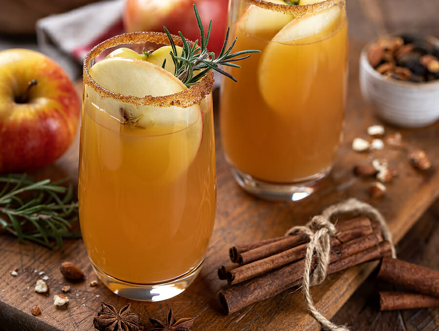 autumn Apple-Cider-Cocktail